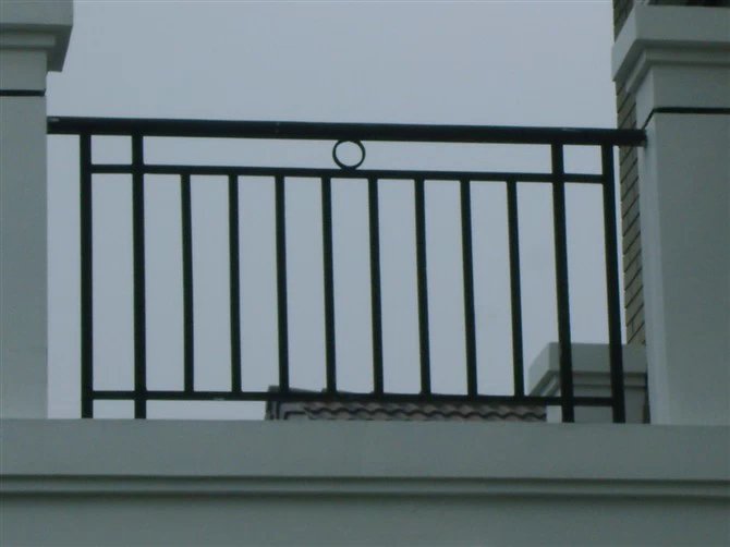 阳台铁艺栏杆